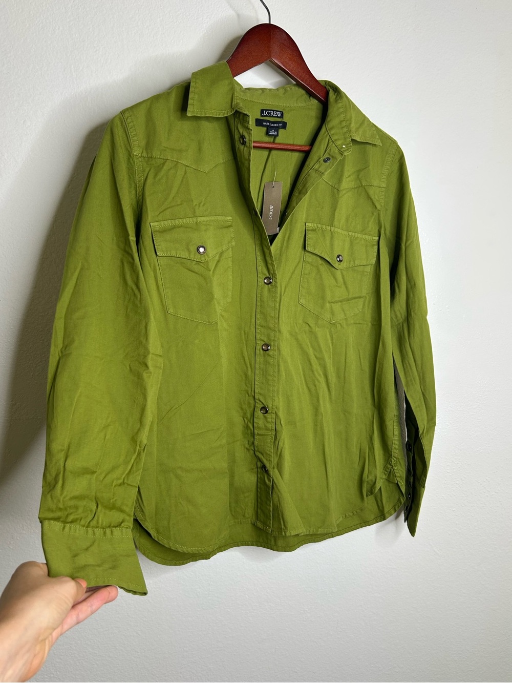 NWT J. Crew 100% Cotton Jules Classic Fit Pearl Snap Button Down Shirt in Green
